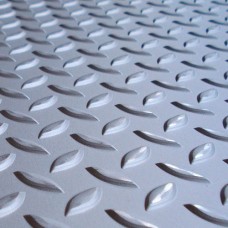 Лист нержавеющий рифленый г/к чечевица 04Х18Н10 5 мм ГОСТ 8568-77